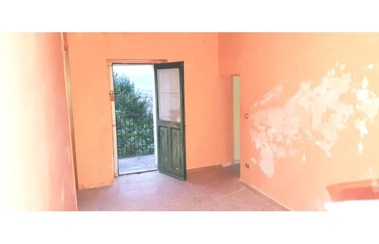 casa indipendente in vendita a Montalto Uffugo