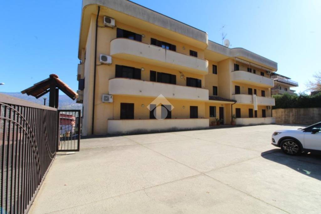 appartamento in vendita a Montalto Uffugo in zona Settimo