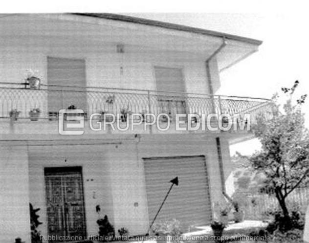 locale commerciale in vendita a Montalto Uffugo in zona Lucchetta