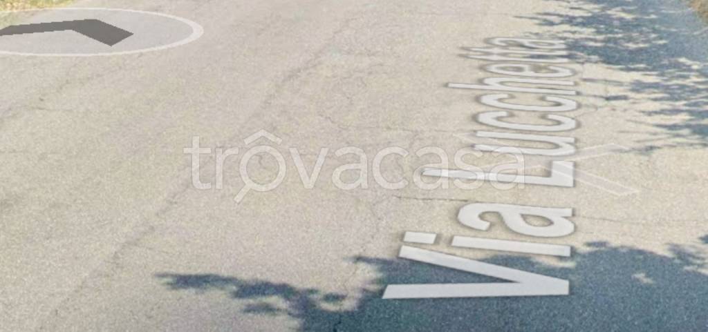 locale commerciale in vendita a Montalto Uffugo in zona Lucchetta