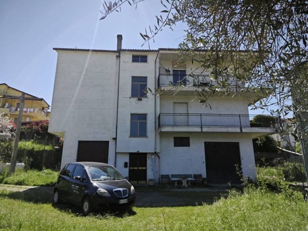 appartamento in vendita a Montalto Uffugo in zona Taverna