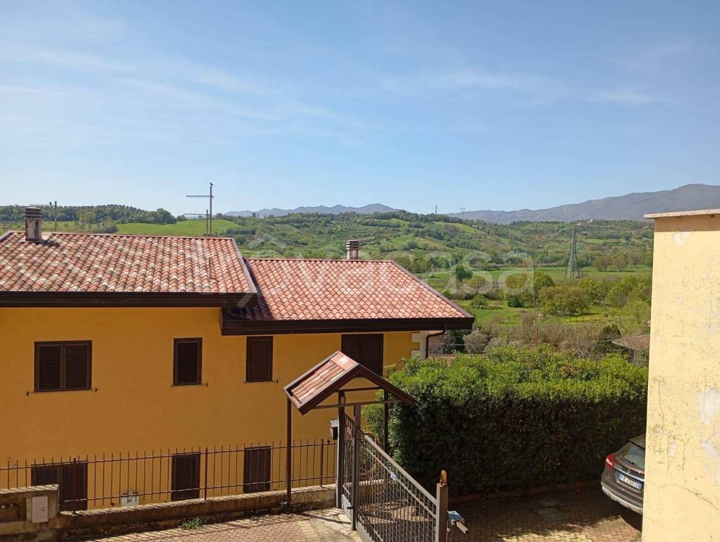 casa indipendente in vendita a Montalto Uffugo