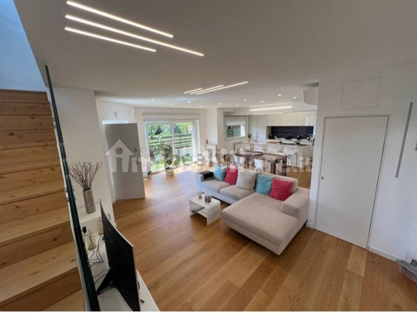 casa indipendente in vendita a Montalto Uffugo in zona Salerni