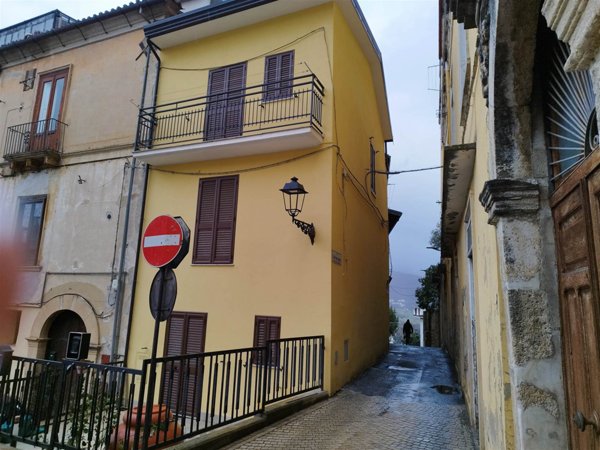 casa indipendente in vendita a Montalto Uffugo