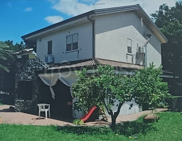 casa indipendente in vendita a Montalto Uffugo