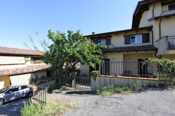 casa indipendente in vendita a Montalto Uffugo