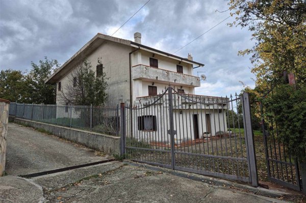 casa indipendente in vendita a Montalto Uffugo in zona Sant'Angelo