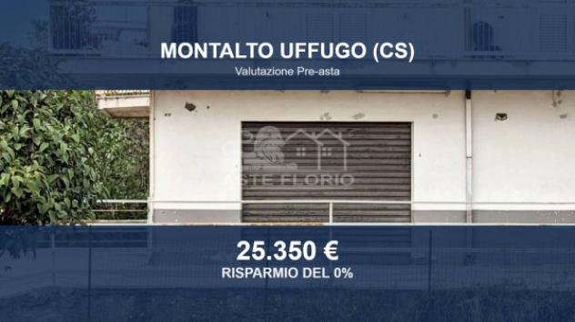 locale commerciale in vendita a Montalto Uffugo