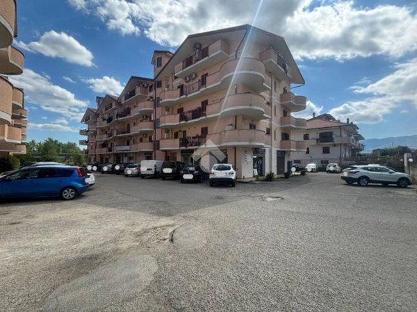ufficio in vendita a Montalto Uffugo in zona Settimo