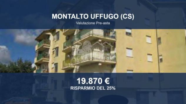 locale commerciale in vendita a Montalto Uffugo in zona Salerni