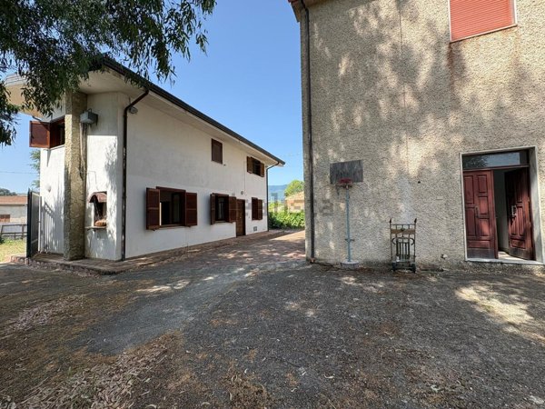 casa indipendente in vendita a Montalto Uffugo in zona Lucchetta