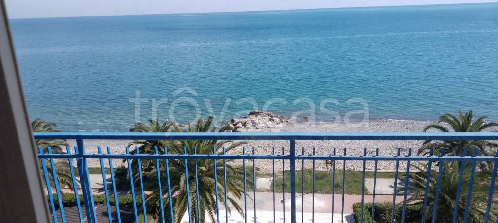 appartamento in vendita a Montegiordano