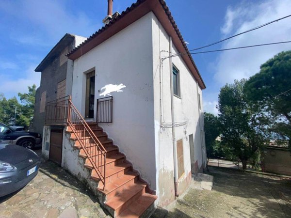 appartamento in vendita a Montegiordano