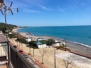 appartamento in vendita a Montegiordano in zona Montegiordano Marina