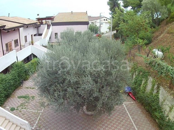 appartamento in vendita a Montegiordano