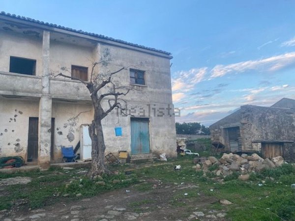 quadrivano in vendita a Montegiordano in zona Montegiordano Marina