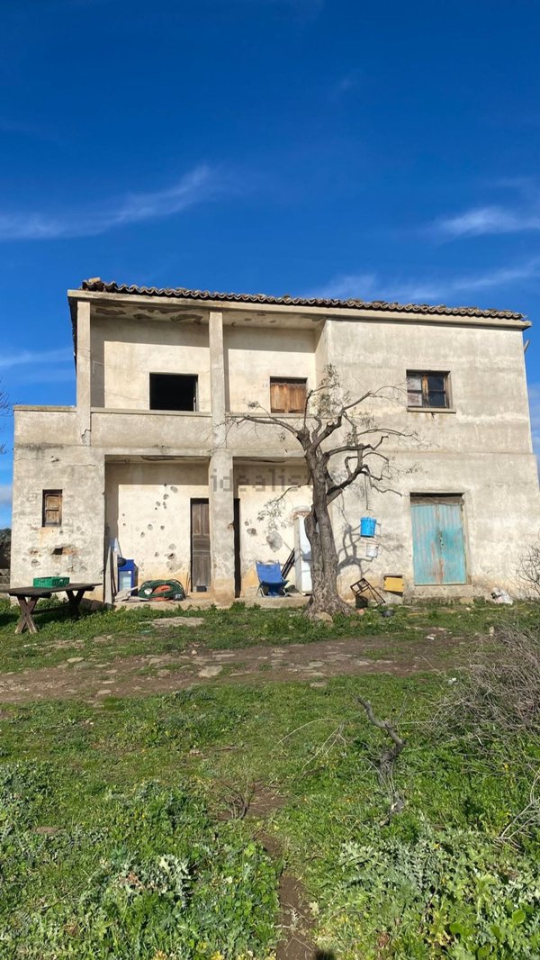 quadrivano in vendita a Montegiordano in zona Montegiordano Marina