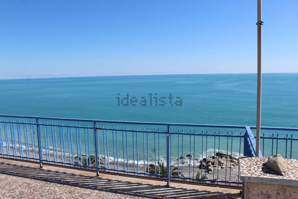 appartamento in vendita a Montegiordano