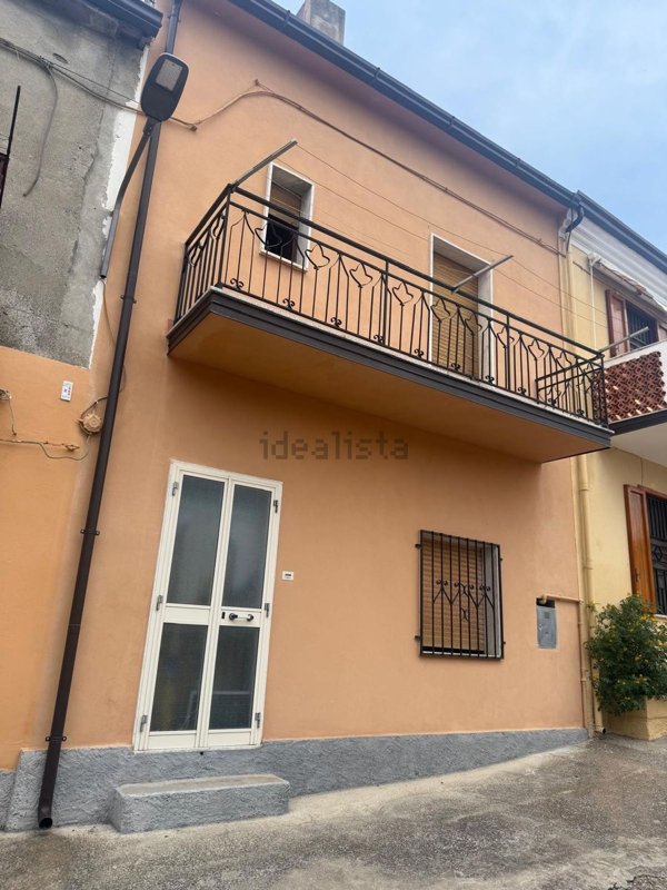 casa indipendente in vendita a Montegiordano