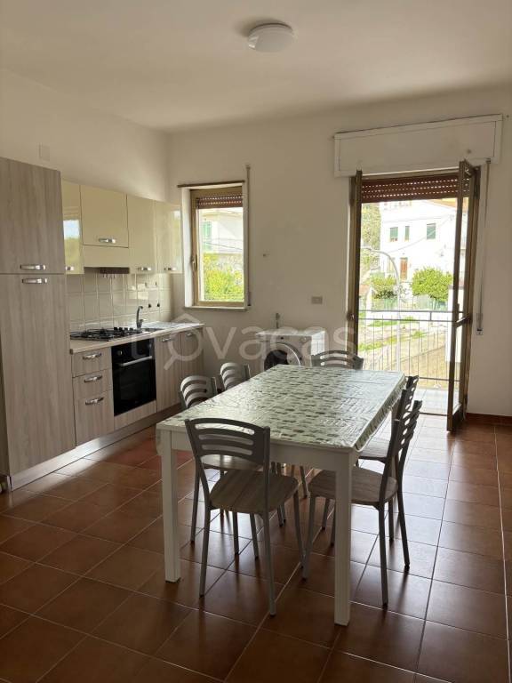 appartamento in vendita a Montegiordano in zona Montegiordano Marina