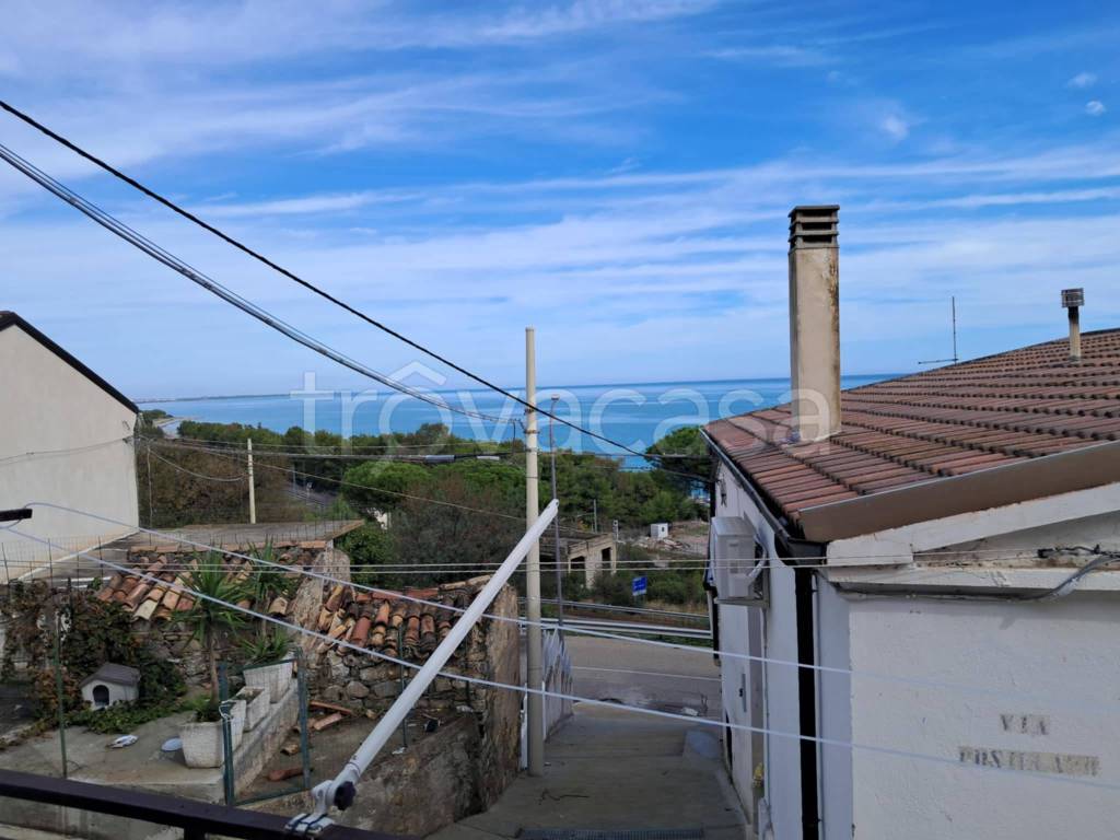casa indipendente in vendita a Montegiordano in zona Montegiordano Marina