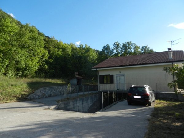 casa indipendente in vendita a Mormanno