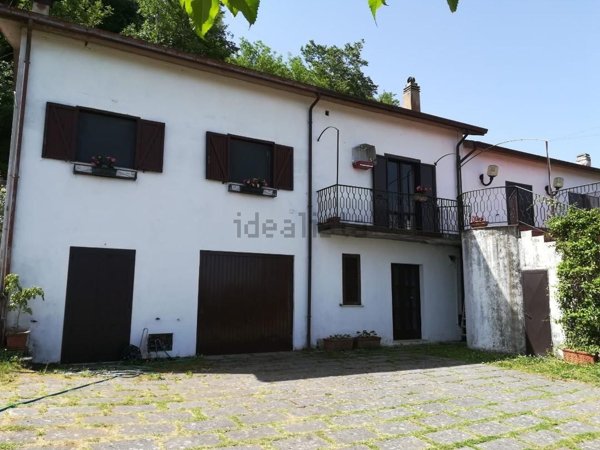casa indipendente in vendita a Mormanno