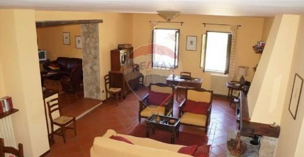 casa indipendente in vendita a Mottafollone