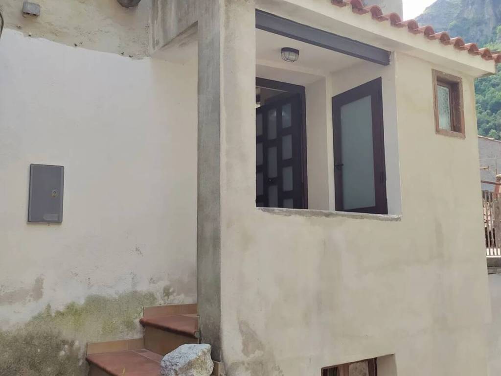 appartamento in vendita ad Orsomarso