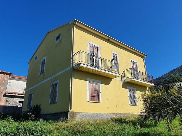 casa indipendente in vendita ad Orsomarso