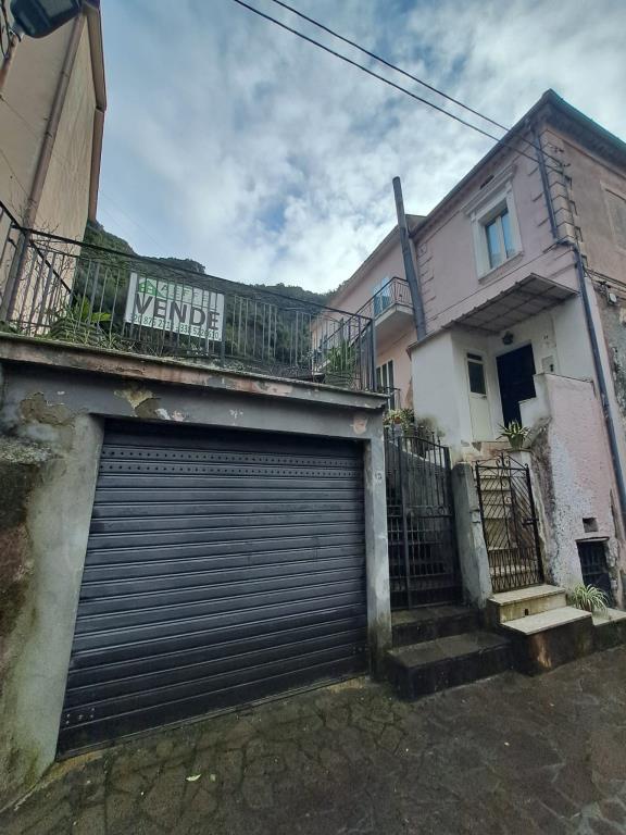 casa indipendente in vendita ad Orsomarso