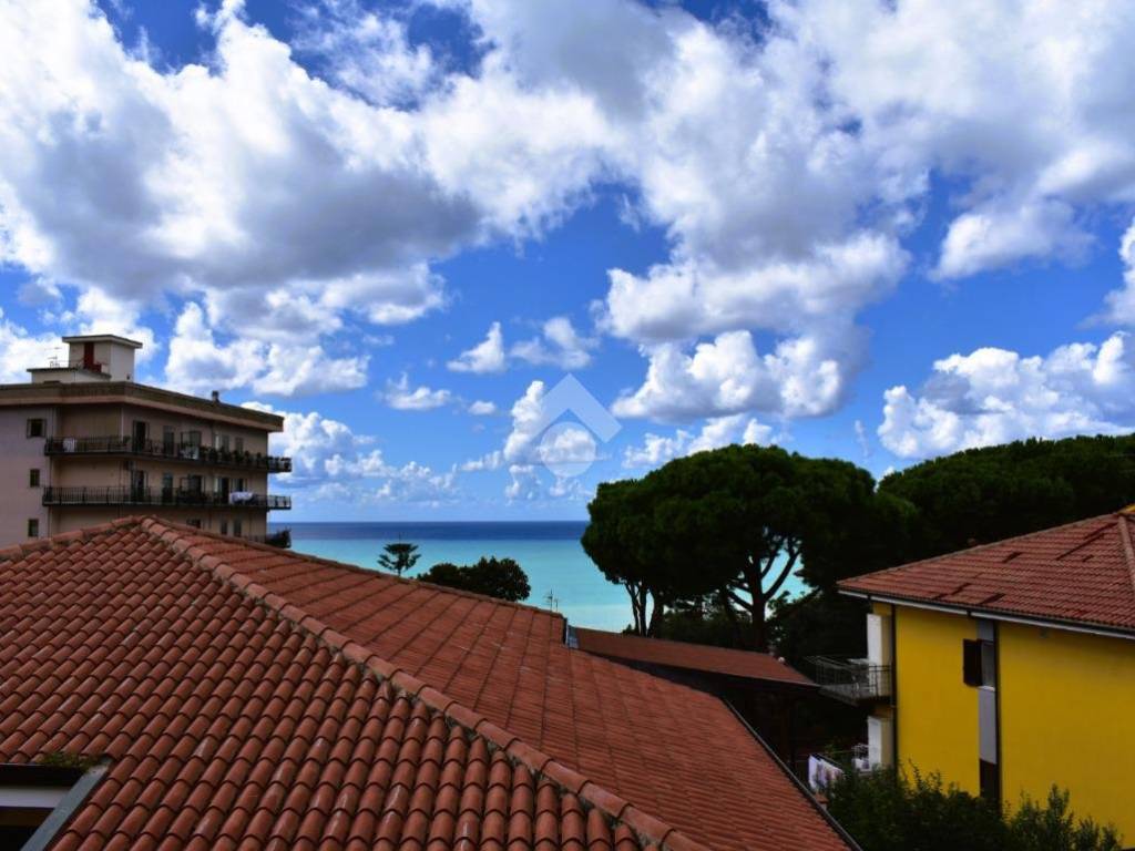 appartamento in vendita a Paola