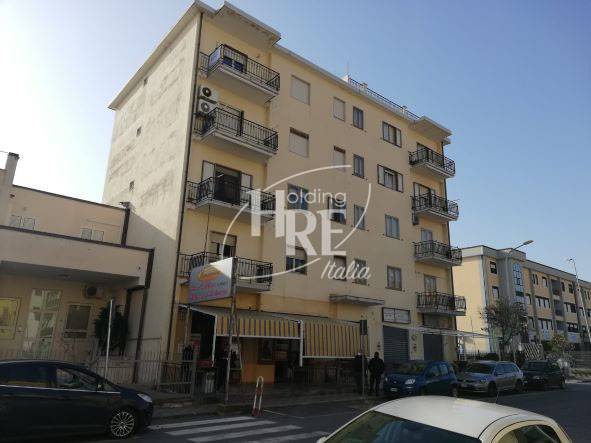 appartamento in vendita a Paola