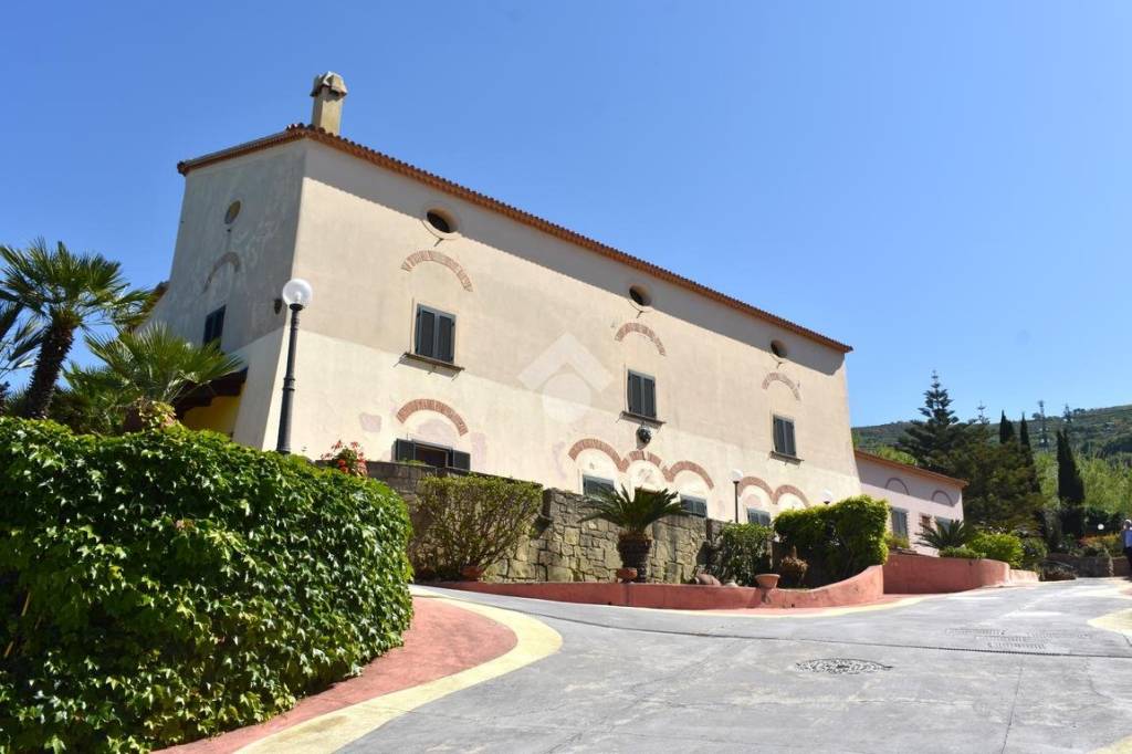 casa indipendente in vendita a Paola