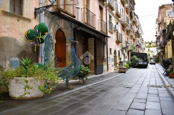 appartamento in vendita a Paola