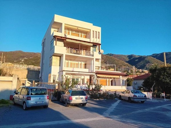 appartamento in vendita a Paola