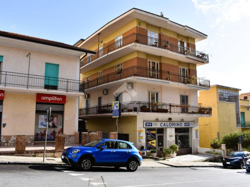 appartamento in vendita a Paola