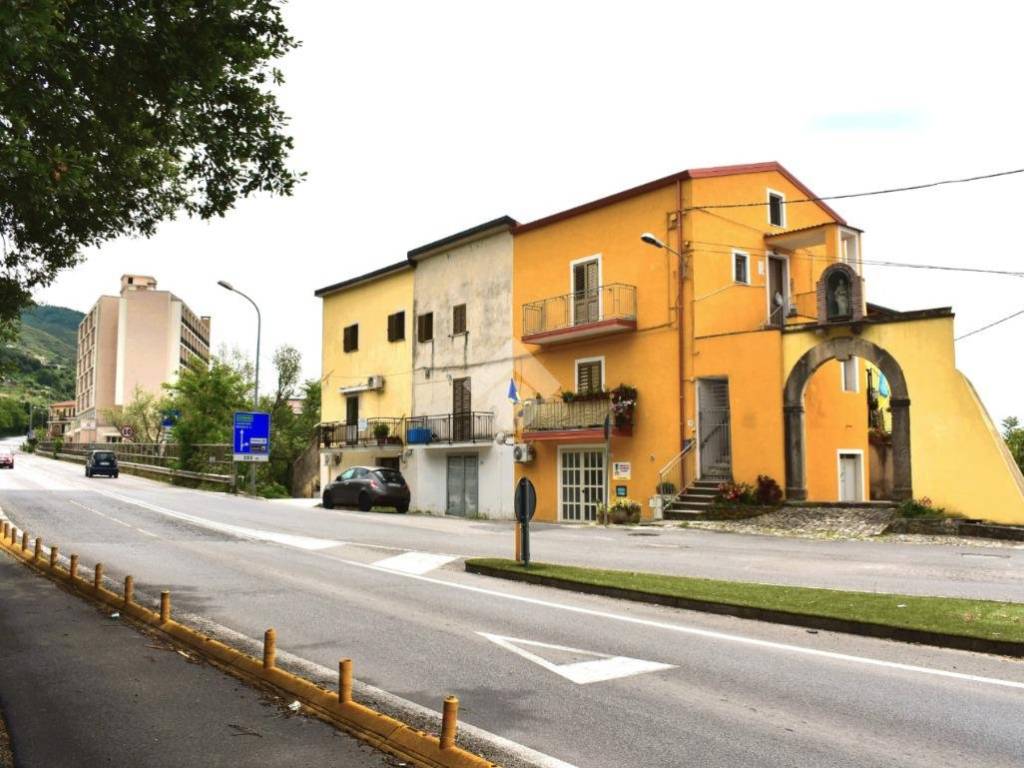 appartamento in vendita a Paola