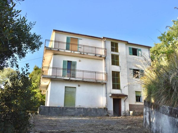 intera palazzina in vendita a Paola