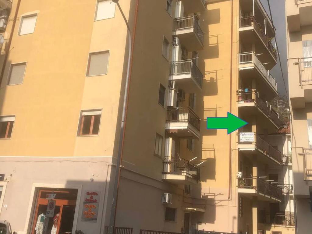 appartamento in vendita a Paola