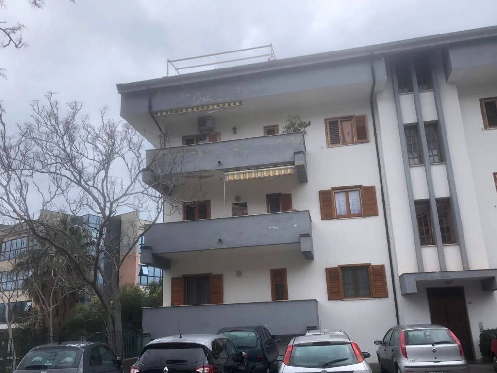 appartamento in vendita a Paola