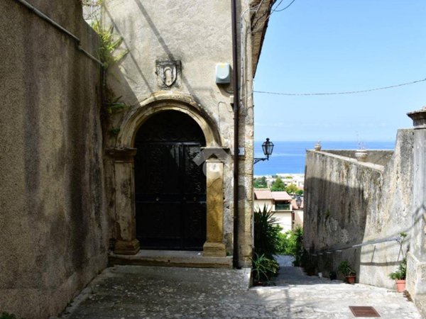 appartamento in vendita a Paola