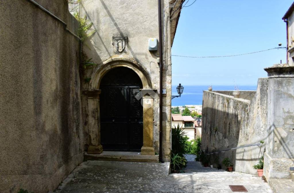 appartamento in vendita a Paola