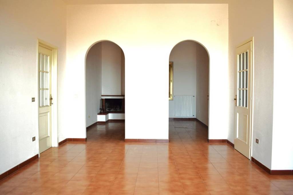 appartamento in vendita a Paola