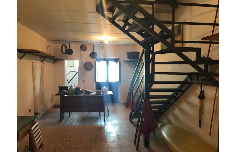 intera palazzina in vendita a Paola