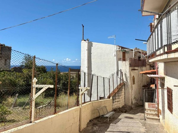 casa indipendente in vendita a Paola