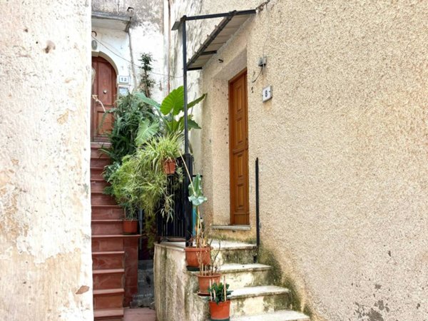 appartamento in vendita a Paola