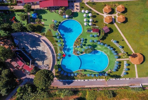 negozio in vendita a Paola