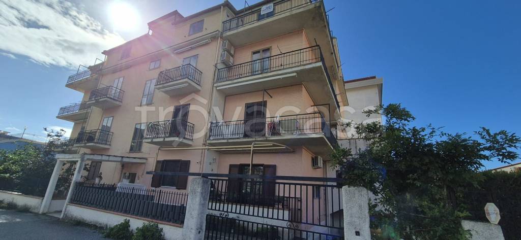 appartamento in vendita a Paola