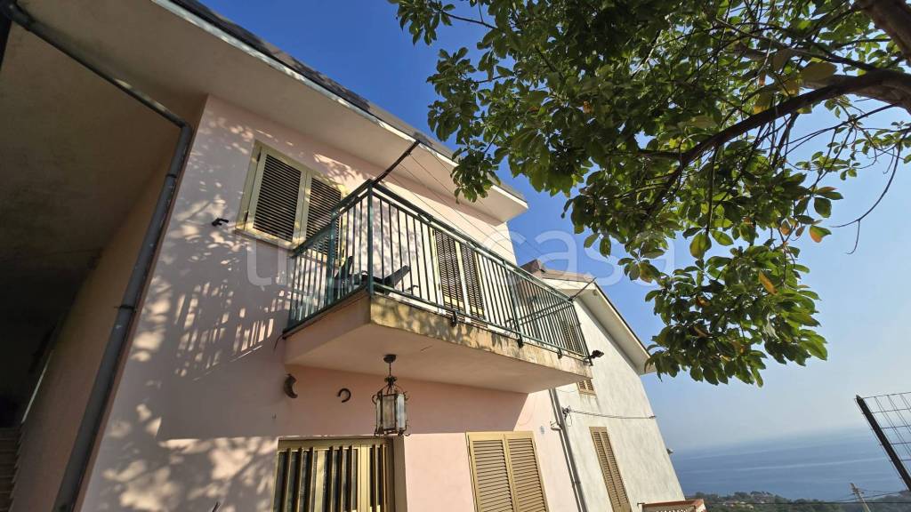 appartamento in vendita a Paola